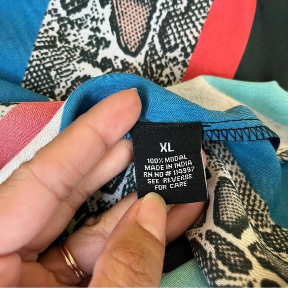 Tolani Collection Snake Print Patchwork Tunic - Picture 9 of 9